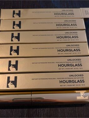 Hourglass Unlocked Instant Extensions Mascara -PACK OF 6 (full size )